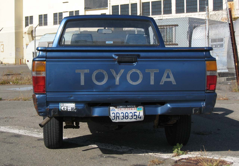 Illustration for article titled The Most Reliable Motor Vehicle I Know Of: 1988 Toyota Pickup